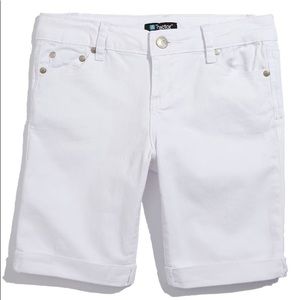 Tractr girls white Bermuda shorts